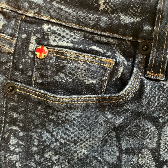 NWOT HUDSON Nico snake print midrise jeans - Picture 5 of 7